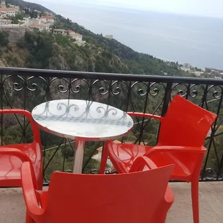 Duni Villa *